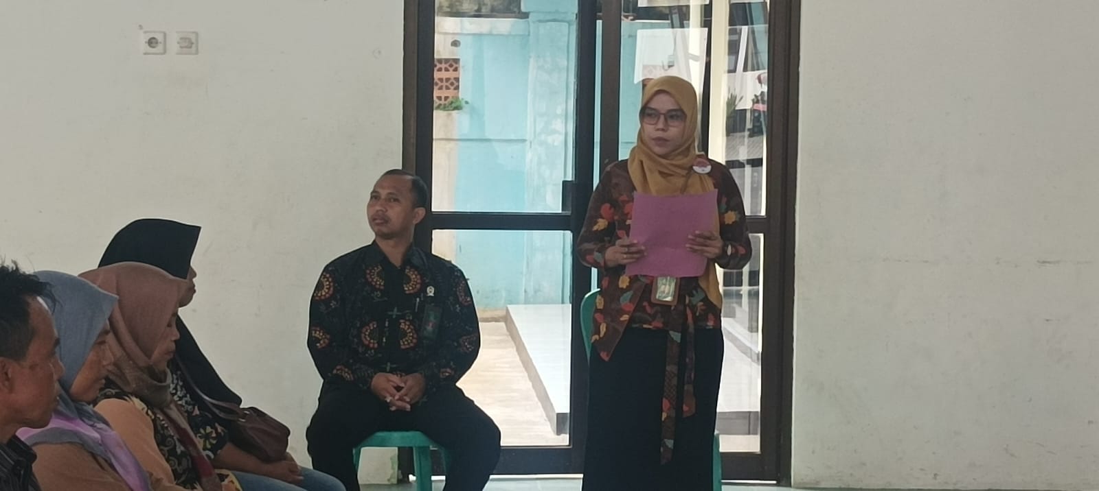 sidang di luar