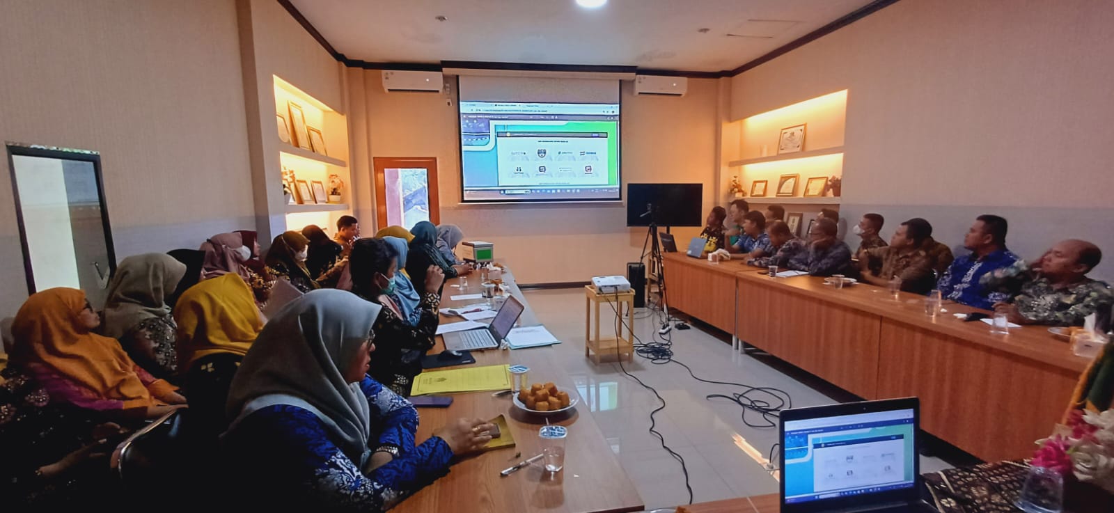 Foto rapat bulanan 2 06092024